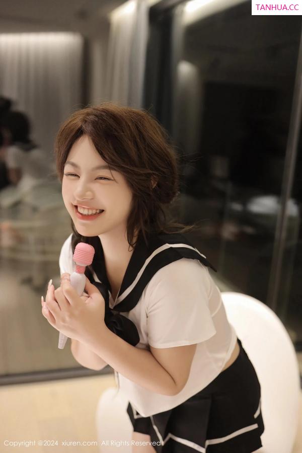   [XiuRen]高清写真图 2024.03.14 No.8229 沈思怡 美臀性感第24张图片